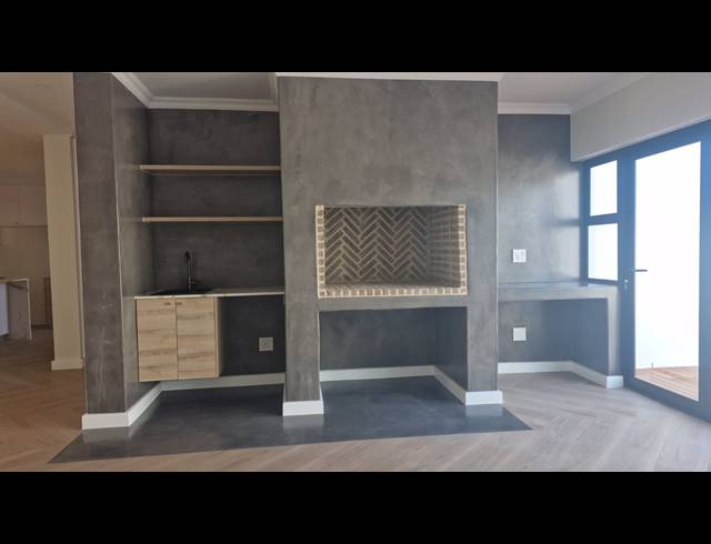 4 BEDROOM FREEHOLD FOR SALE IN SANDOWN